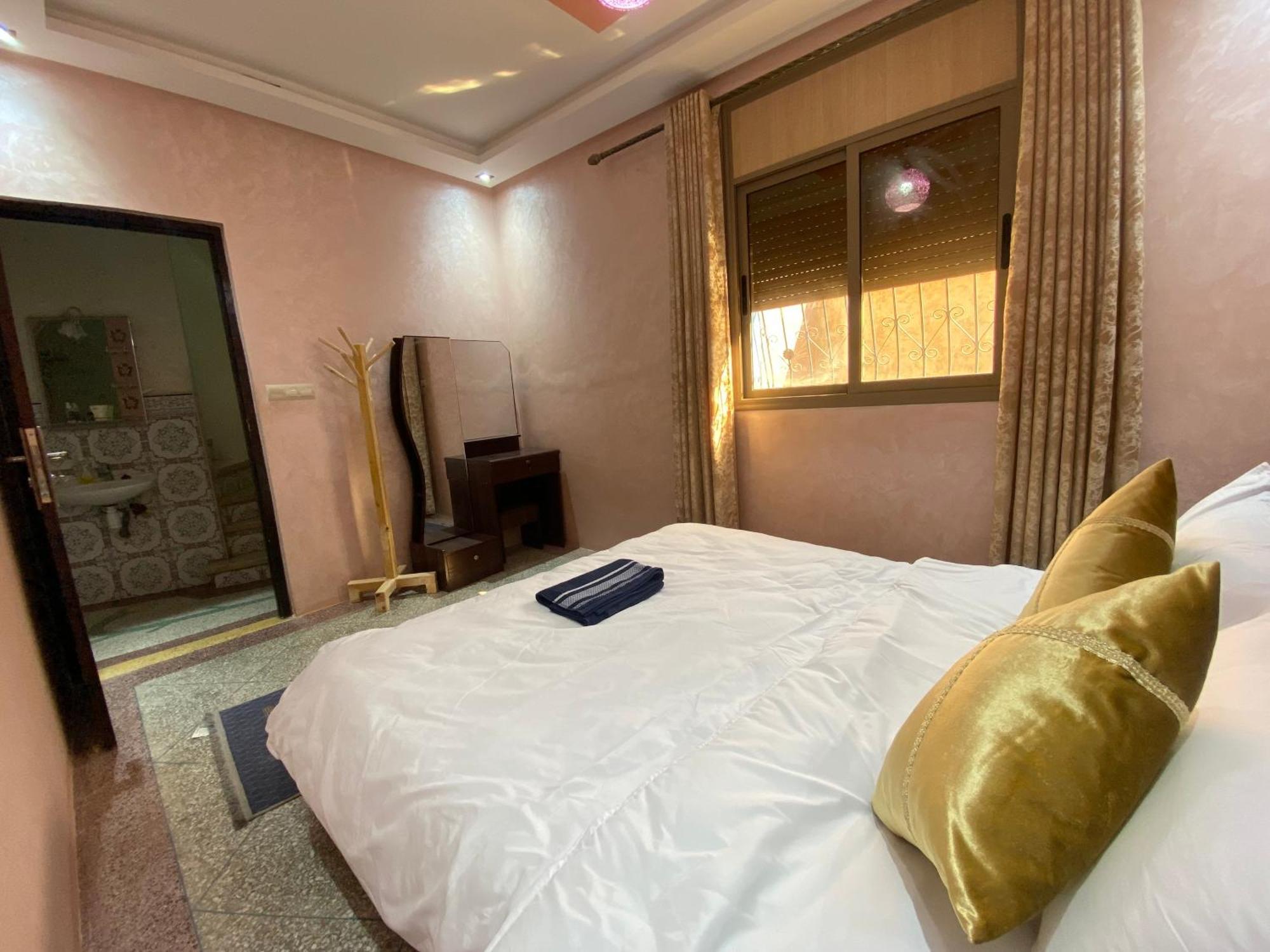 Guapa Surf Morocco Hostel Taghazout Ngoại thất bức ảnh